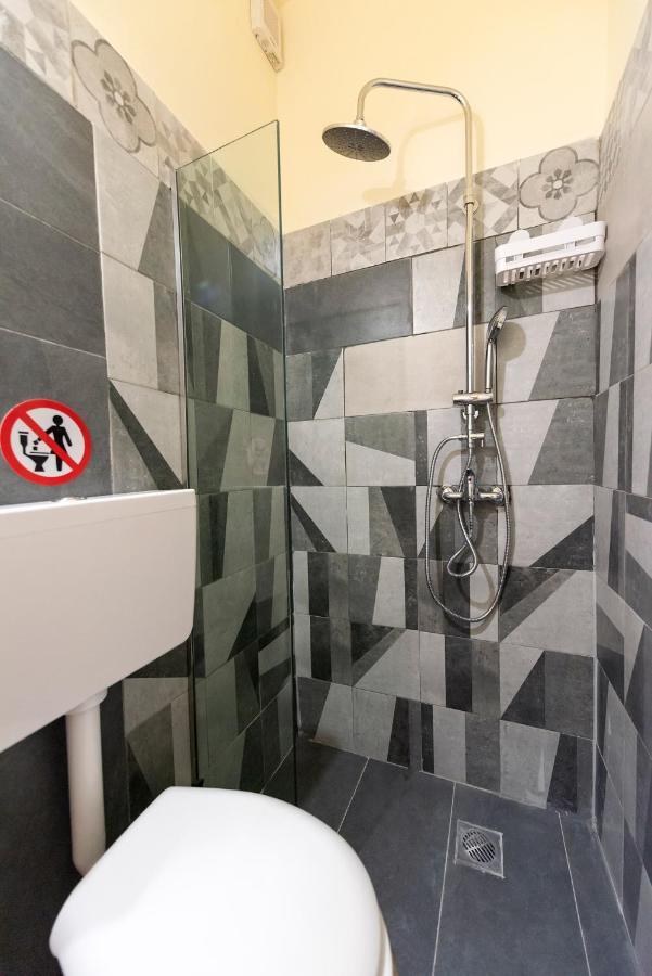 Pure Urban Bedboxes Acropolis Metro Petralona Apartment Athens Ngoại thất bức ảnh