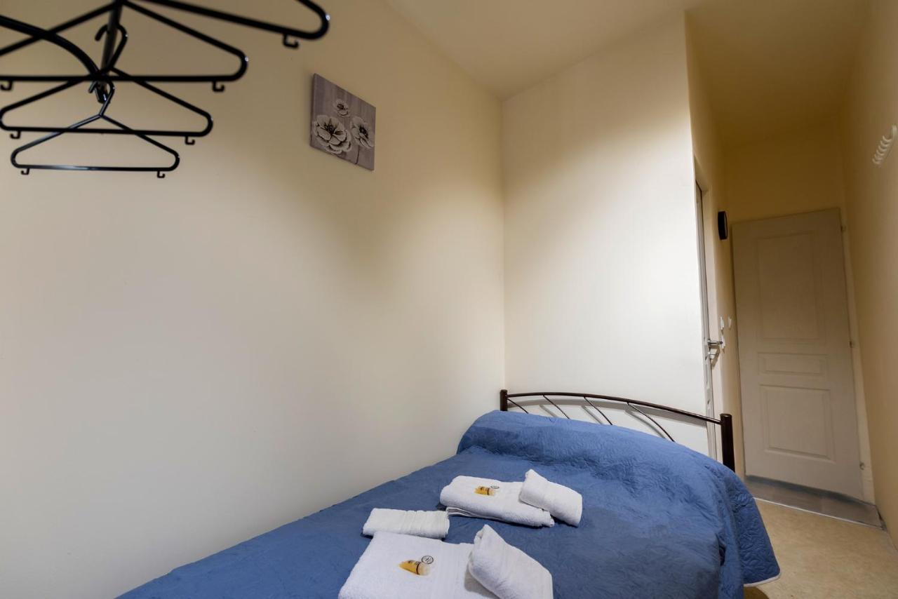 Pure Urban Bedboxes Acropolis Metro Petralona Apartment Athens Ngoại thất bức ảnh
