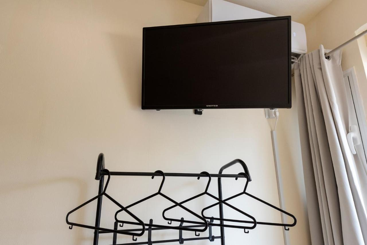Pure Urban Bedboxes Acropolis Metro Petralona Apartment Athens Ngoại thất bức ảnh