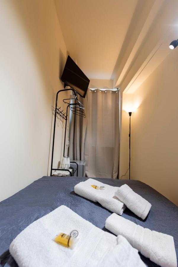 Pure Urban Bedboxes Acropolis Metro Petralona Apartment Athens Ngoại thất bức ảnh